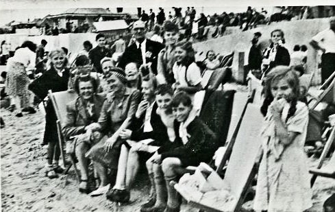 Photo:Family group on the beach at Littlehampton
