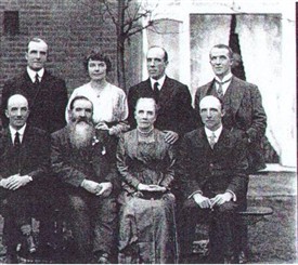 Photo:Albert, Grace, George and Sydney (left to right at back) Ernest, George, Eliza and Herbert Miller (front)
