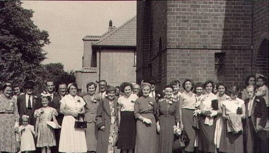 Photo:Wedding Group at St. Peter's Church